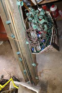 lot 520 image: Christmas Lighted Fence and Lights
