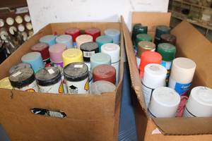lot 586 image: Generous Amount of Spray Paint Cans