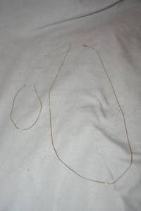 lot 617 image: 14K yellow gold Italian box chain necklace. Marked 14K Italy. Broken chain, clasp intact. 38L
