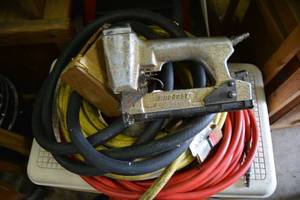 lot 507 image: Air Stapler tool, Air Hoses, Cooler