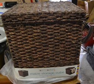 lot 509 image: Wicker Maize Storage Cube with Liner (Still has Packaging)