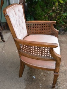 lot 528 image: Pink Fabric Tufted back Vintage Cane accent Chair