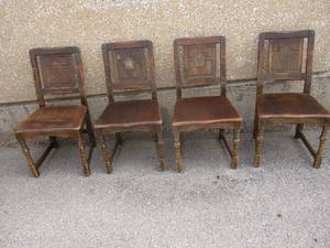 lot 43 image: 4-Matching Vintage Kitchen  Patio Chairs