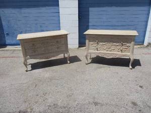lot 7 image: 2-2 Drawer Twin Hall Wall Buffets Tables