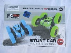 lot 20 image: NEW-Yum-Yi Double Side 4 x 4 Rock Crawler Remote Control Stunt Roller Green-Car