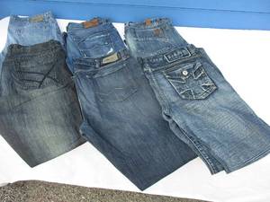 lot 61 image: 6-Pair Mixed Name Brand, Blue Jeans, All in Good Condition, 34 x 32 and 34 x 34 Note x Money