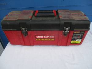 lot 91 image: CRAFTSMAN PROFESSIONAL, 26 Tool Box With Mixed Lot of Tools and Other Items