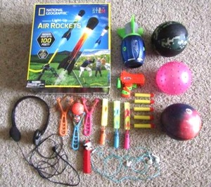 lot 112 image: National Geographic lighted air rocket and assorted toys