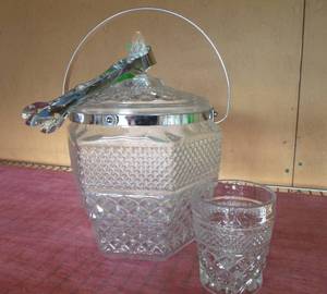 lot 1 image: Vintage Wexford Lidded Ice Bucket, with Silver Ice Thongs and Whiskey Glass