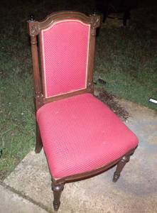 lot 33 image: Vintage Red Dinning chair