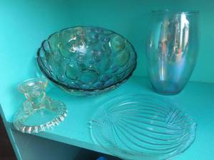 lot 108 image: Misc Glass Lot, Fruit Bowl, Fish Plate and more.