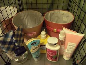 lot 87 image: Womans Care Products Lot, Baskets included