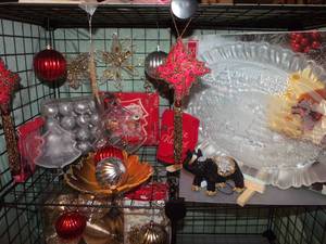lot 90 image: Mikasa Christmas Platter and other Misc Christmas Deco as shown in Pictures