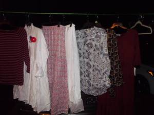 lot 97 image: Womans Clothing Mix and Match Sets in styles and colors as shown