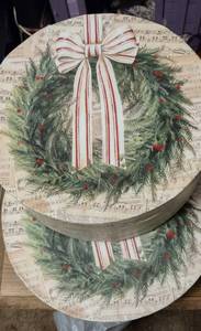 lot 149 image: Christmas Themes Nesting Boxes