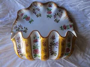 lot 5 image: Vintage HandcraftedPainted Ceramic Or Porcelain  Floral Wall Pocket, Made In Italy.