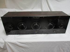 lot 17 image: 1920s FREED EISEMANN, 1-St.NEUTRODYNE NR-6, No.593.B BROADCAST RECEIVER RADIO, BAKELITE FACE AND KNOBS