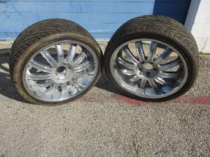 lot 34 image: 2-RAGNAROK ONE, VENOM POWER, 24535ZR20, 95W-XL Tires, 5-Lug Wheels, NOTE 2X Money. (Wheels match Lot #32)