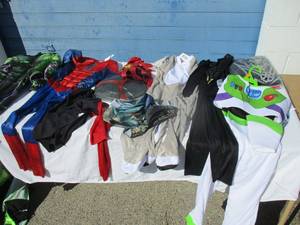 lot 92 image: Lot Of Kids Halloween Costumes, Some Complete And Some Not