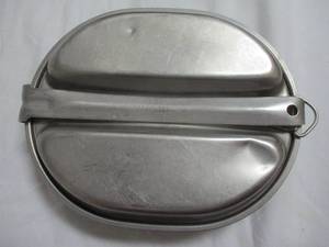 lot 107 image: Vietnam Era- Mess Kit,U.S. Regal 1966, DSA-4-0A2661-TR530 , No Utensils Included.