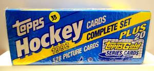lot 33 image: 1992 Topps Hockey Complete Set 528 cards ,20 Topps Gold Series Cards - SEALED $$