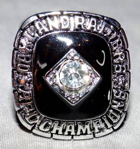 lot 311 image: OAKLAND RAIDERS AFL CHAMPIONSHIP RING REPRODUCTION - DARYL LAMONICA - COACH - SIZE 10 NEW