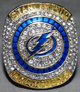 lot 312 image: TAMPA BAY LIGHTNING 2020 NHL STANLEY CUP CHAMPIONS - HEDMAN #77 NEW