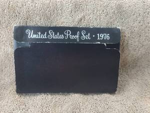 lot 2 image: 1976 United States Proof Set