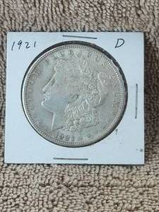lot 4 image: 1921-D Morgan Silver Dollar