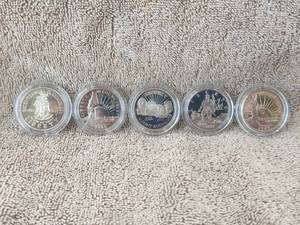 lot 10 image: 5 piece  silver coins - 40% silver