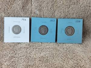 lot 16 image: Selection of 3 vintage Barber dimes