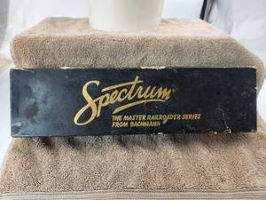 lot 3 image: Vintage Bachmann train engine