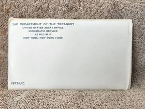 lot 38 image: 1972 Uncirculated Mint Set -Bureau of the Mint