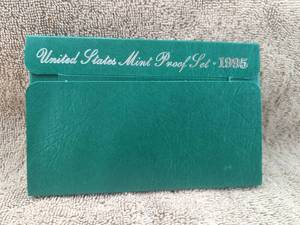 lot 55 image: 1995 United States Mint Proof Set