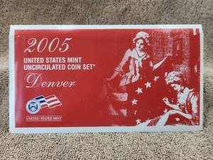 lot 147 image: 2005 United States Uncirculated Coin Set - Denver