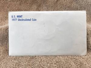 lot 151 image: 1977 U.S. Mint Uncirculated Coin Set