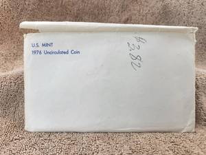 lot 152 image: 1976 U.S. Mint Uncirculated Coin Set