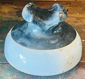 lot 18 image: Brown &amp White Porcelain BBC Mickey Mouse Ears Insulator