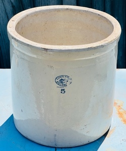 lot 30 image: Vintage Love Field Pottery 5 Gallon Ceramic Crock