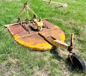 lot 44 image: Vintage Servis Shredder (See Description)