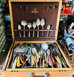 lot 53 image: Jean Claude Silverware Case W Assorted Silver Plated &amp Other Vintage Flatware