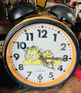 lot 63 image: Giant 16 Tall Sunbeam Garfield Alarm Clock