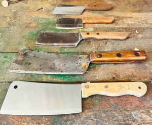 lot 84 image: Five Vintage Cleavers