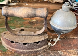 lot 97 image: Antique Gas Fueled Iron