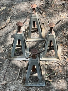 lot 198 image: Four Vintage Jack Stands