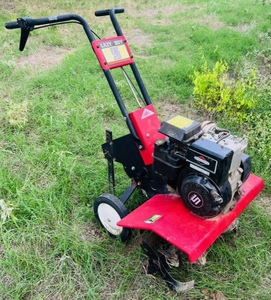 lot 211 image: Lazy Boy 5 Reverse Roto-Tiller - Chain Drive