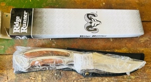 lot 224 image: Ridge Runner Exclusive Outdoor Collection Hunting Knife W Sheath
