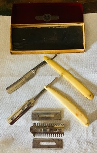 lot 231 image: Antique Durham Duplex W M. K. No. 31 Straght Razor &amp HairBeard Trimmer and Assessor- in Box