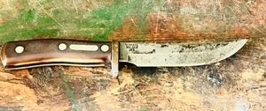 lot 239 image: Vintage Schrade Walden Old Timer Hunting Knife #165 W Split Guard