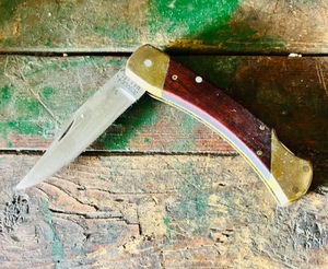 lot 242 image: Vintage Schrade LB7 Folding PocketHunting Knife